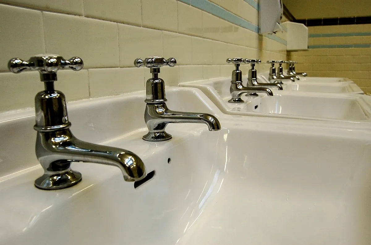 Robinet d'eau en gros plan