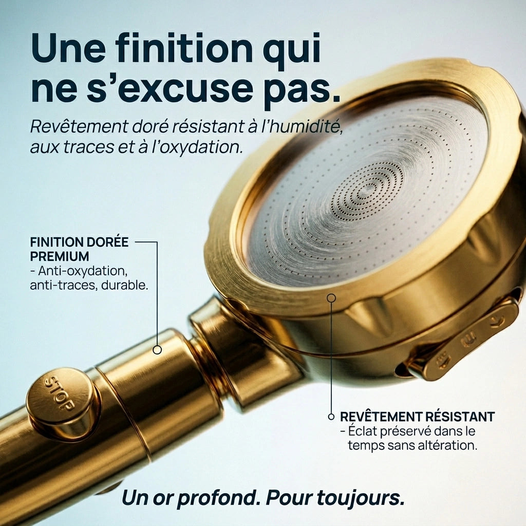 Pommeau de douche doré stop eau - vue de détail sur fond blanc