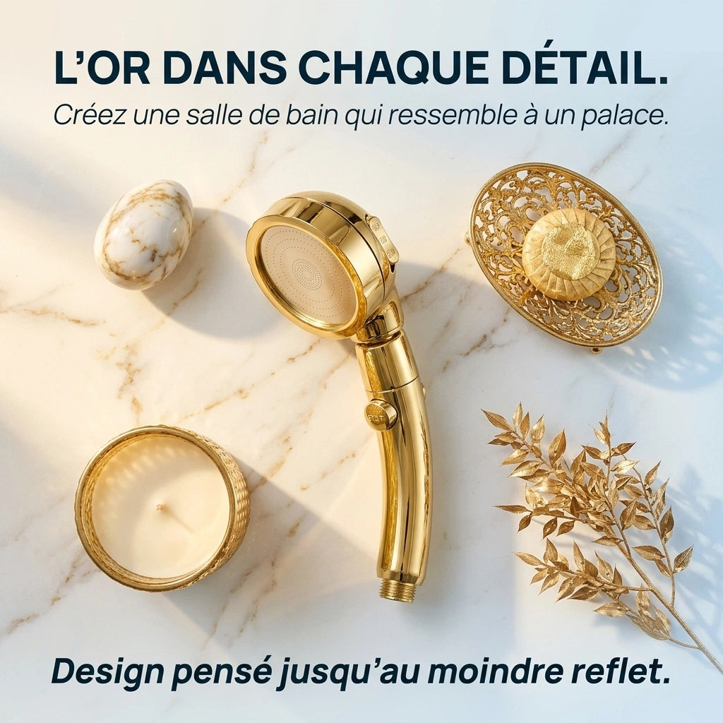 Pommeau de douche doré stop eau - vue rapprochée sur fond blanc