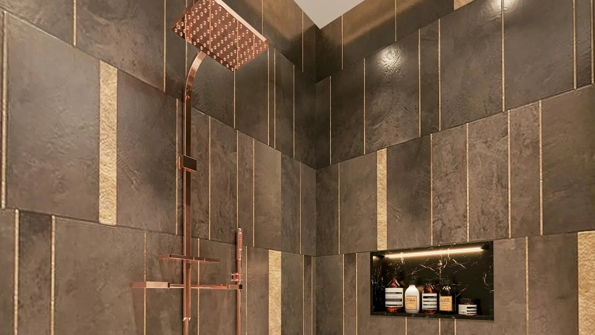 Comment entretenir un pommeau de douche doré sans abîmer la finition ?