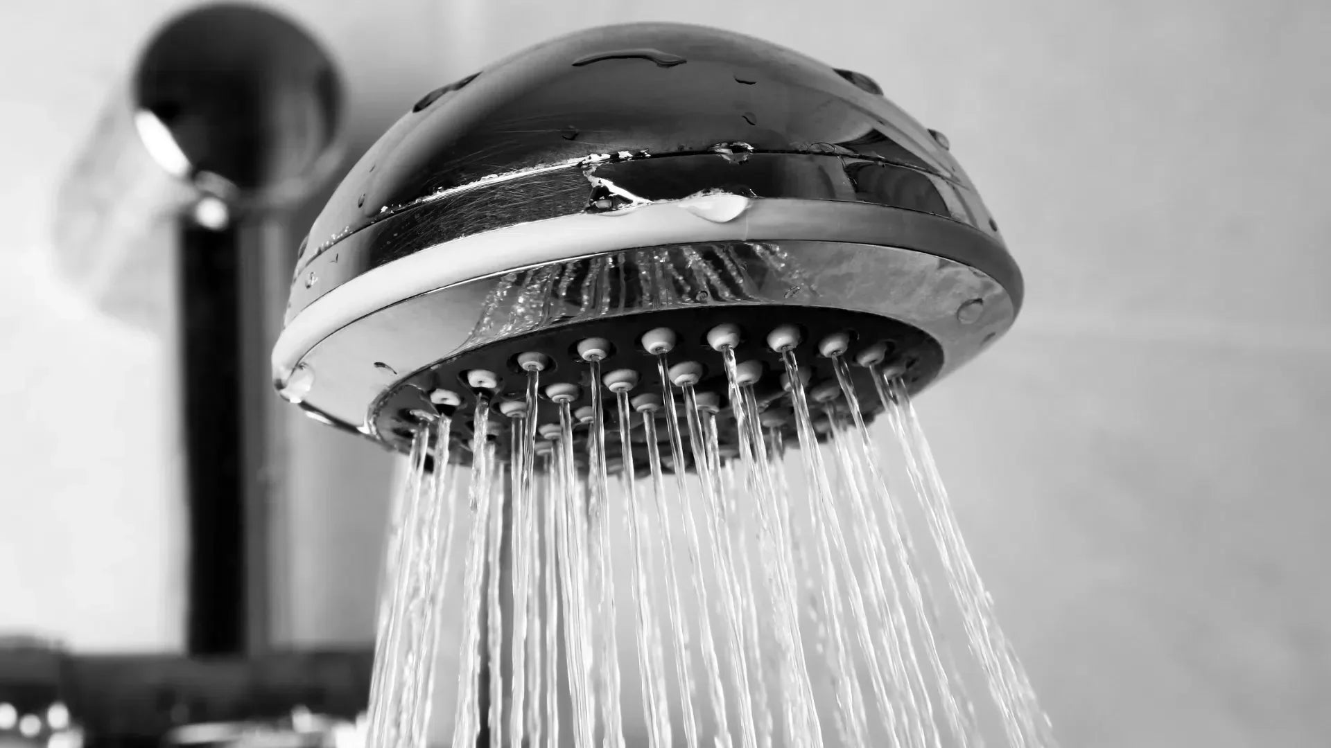 Pommeau de douche anticalcaire : vrai ou faux, ça marche vraiment ?
