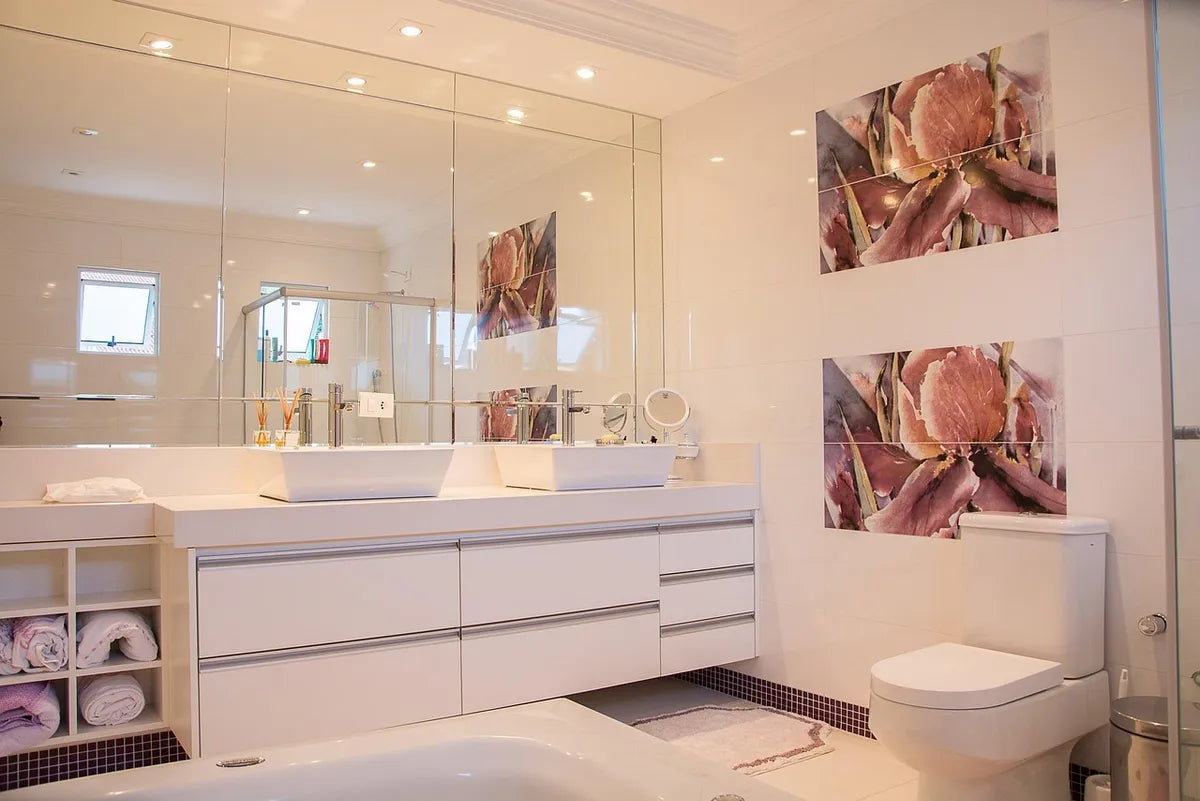 Salle de bain au design épuré