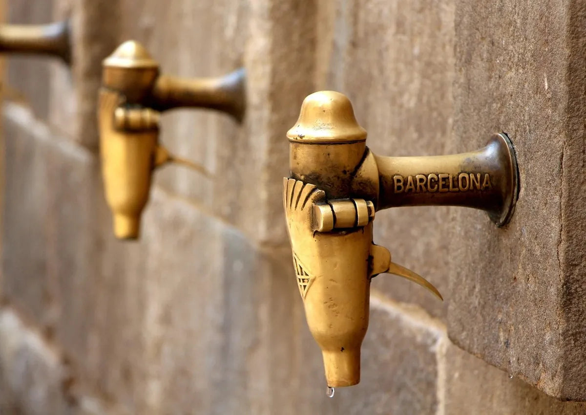 Robinet en laiton de style ancien