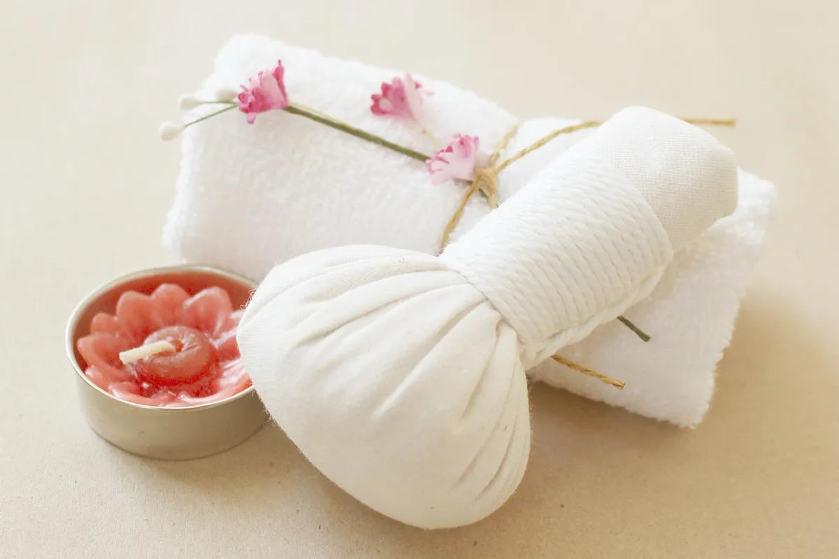 Serviettes blanches et ambiance spa