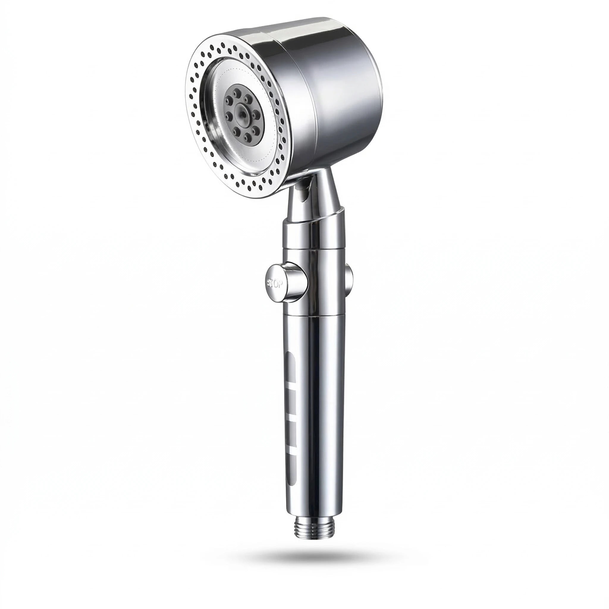 Pommeau de douche jet puissant anti calcaire présenté de côté sur fond blanc